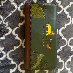 Loungefly Disney The Lion King Hakuna Matata Tri-Fold Wallet